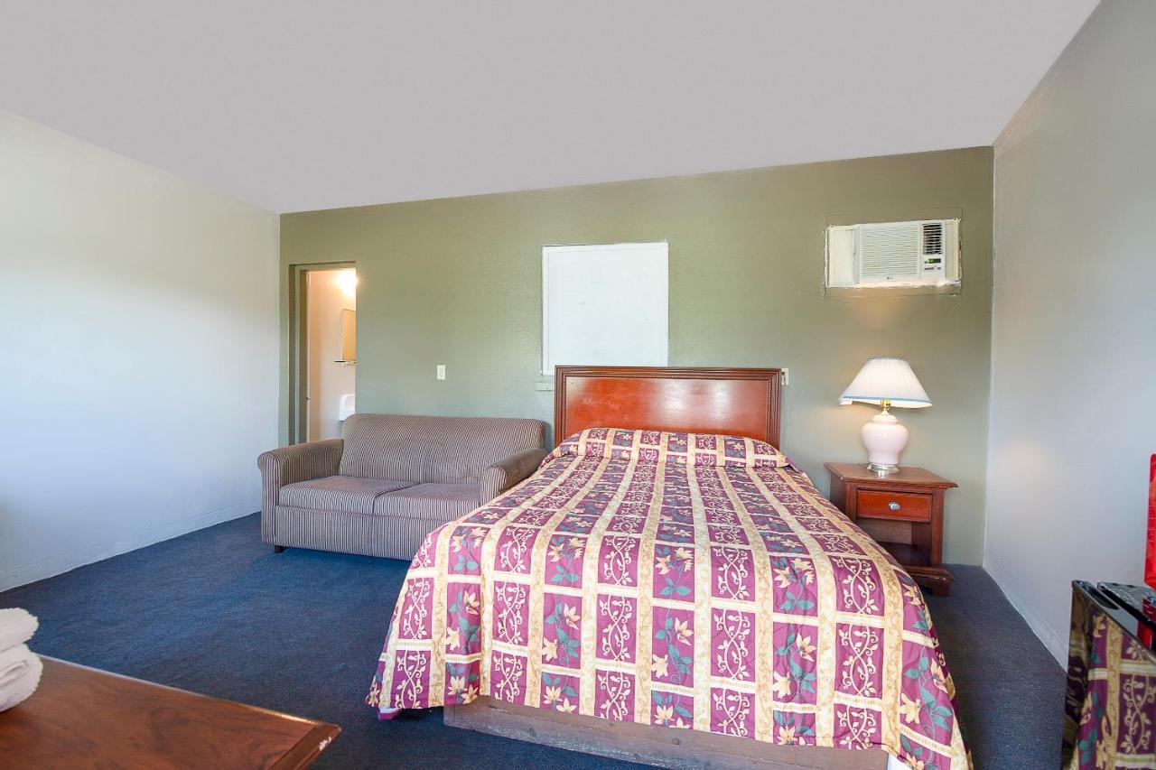 Hotel O Near Fanning Springs State Park Us Hwy 98 Old Town Exteriér fotografie