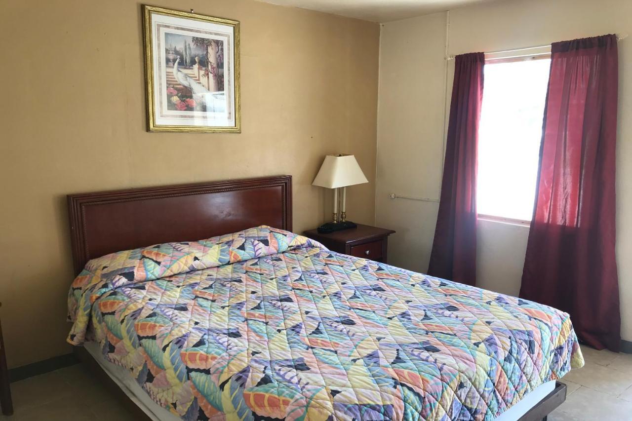 Hotel O Near Fanning Springs State Park Us Hwy 98 Old Town Exteriér fotografie